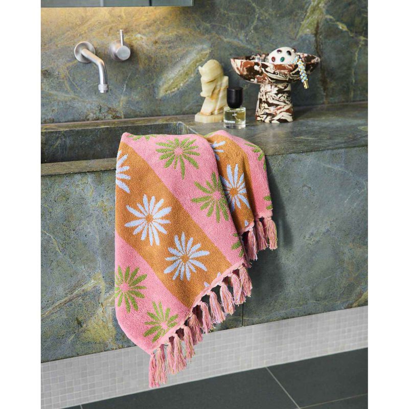 Kip&Co Little Daisy Terry Hand Towel image number 1